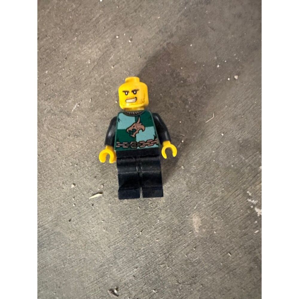 LEGO Kingdoms Green Dragon Knight Soldier Minifigure